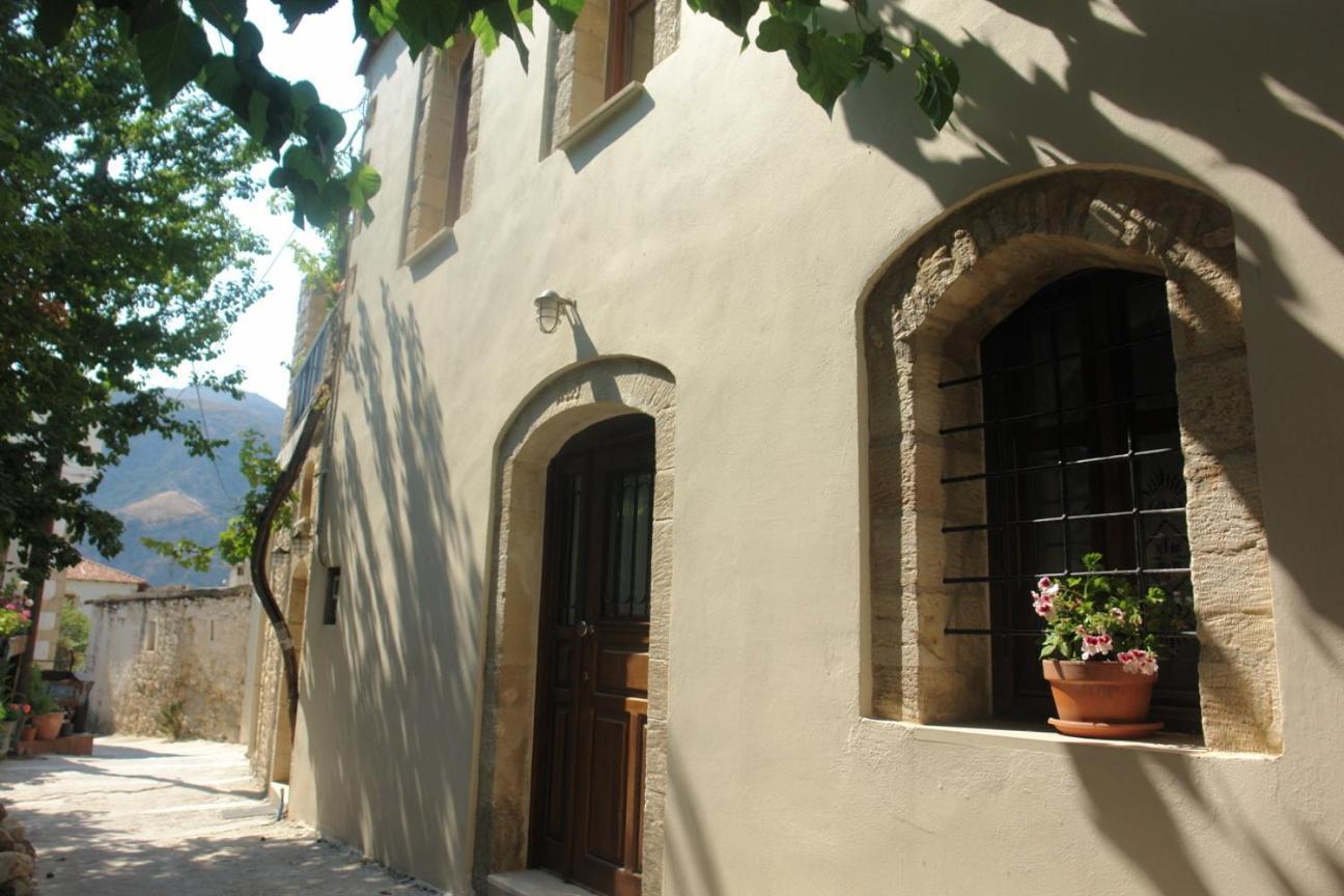 Villa Eleva Aryiroúpolis 외부 사진