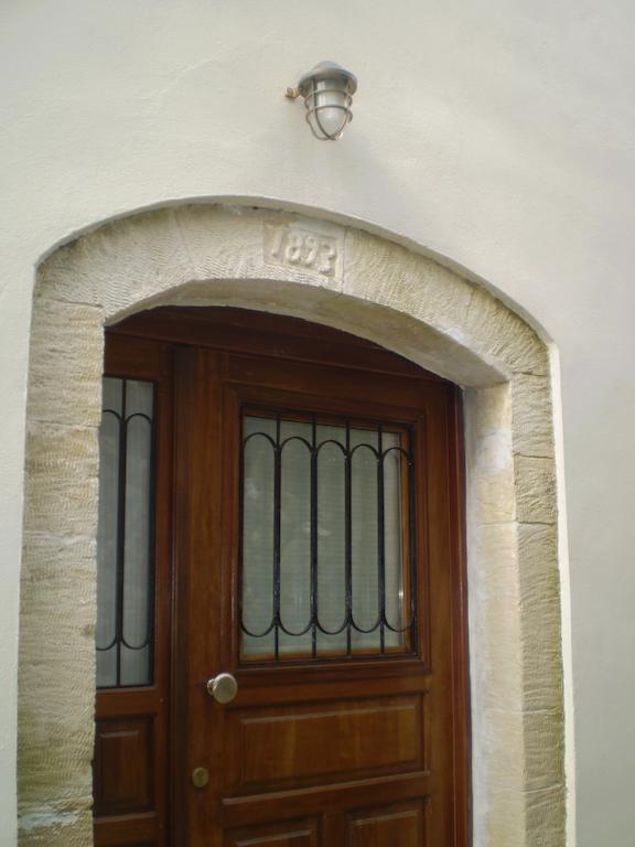 Villa Eleva Aryiroúpolis 객실 사진